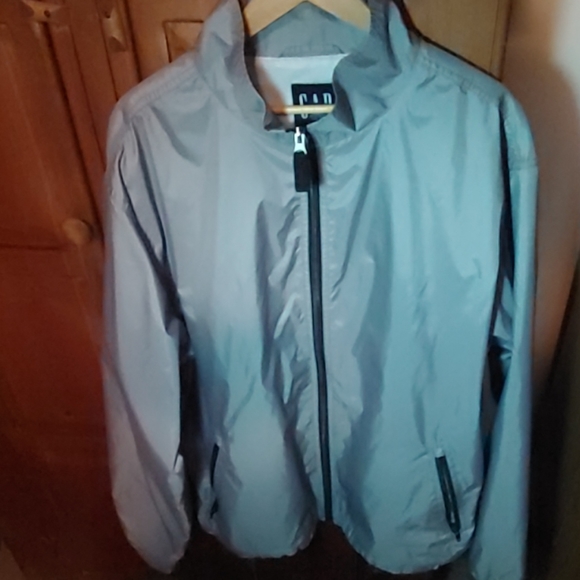 GAP windbreaker - Picture 1 of 7